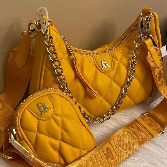 NWT Steve Madden (Bvital) Quilted Crossbody Bag w Air Pod Pouch - Yellow - Picture 8 of 16